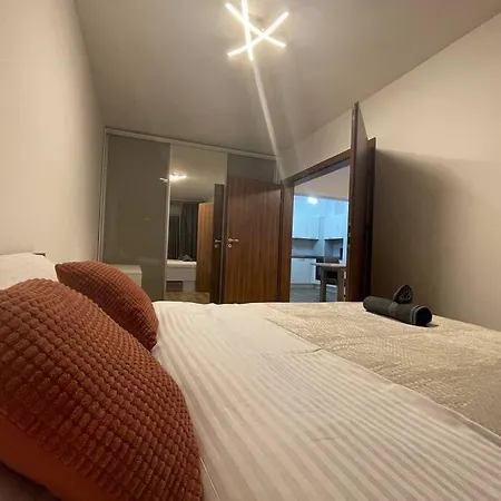 Apartamento Cotton Candy - Suite With Netflix Near Iulius Mall